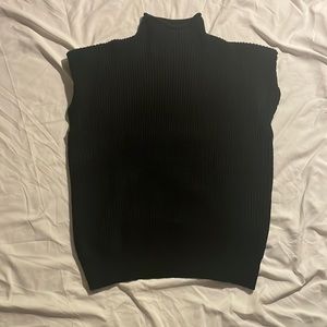 Black Sleeveless Sweater
